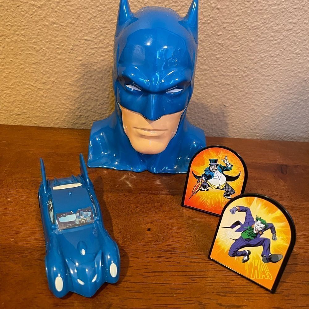 Deco PAC Batman Cake Topper Set - Picture 2 of 10